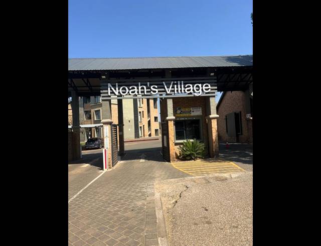 2 BEDROOM APARTMENT FOR SALE IN POMONA